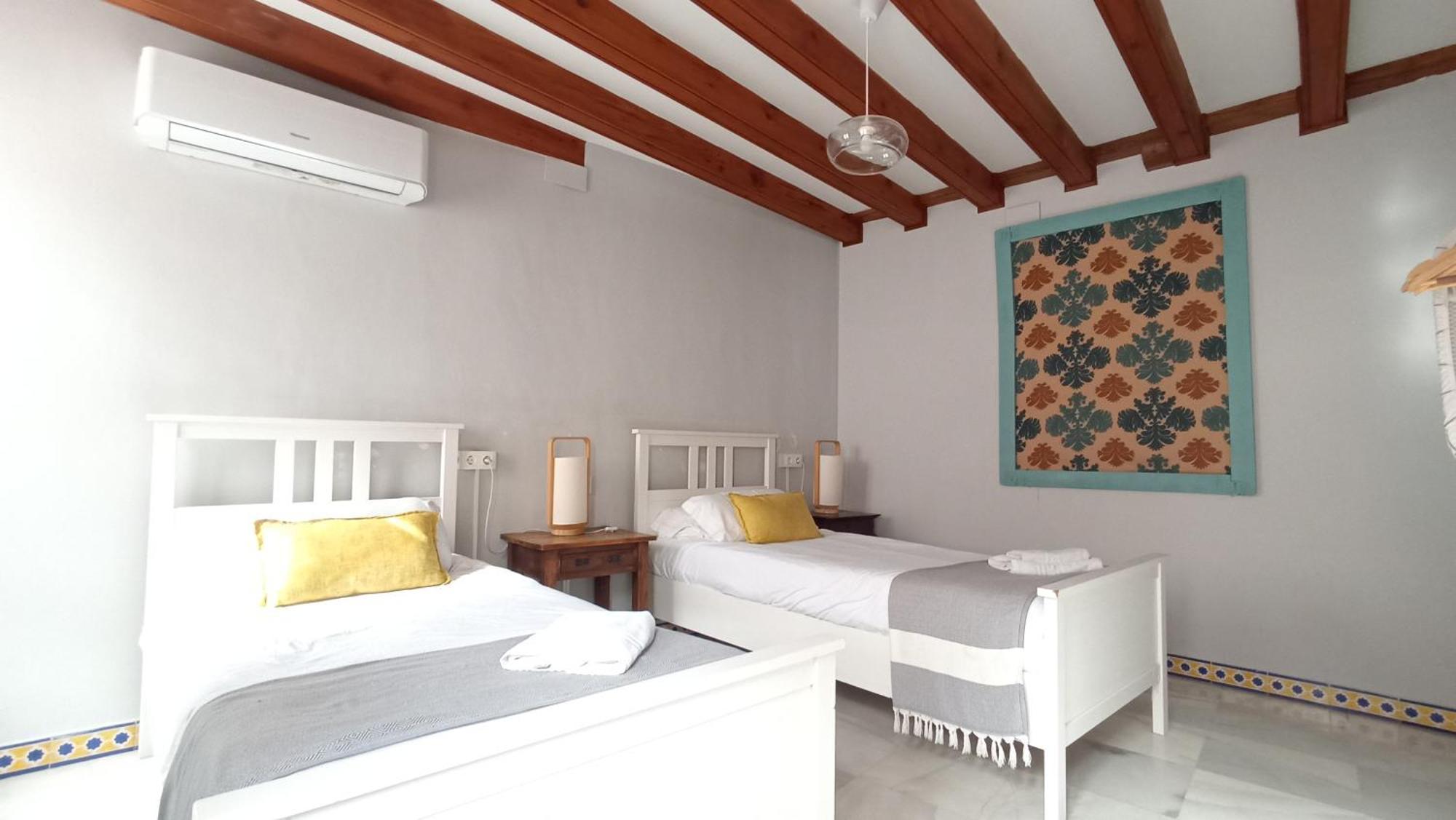 Boutike Apartments Seville Room photo