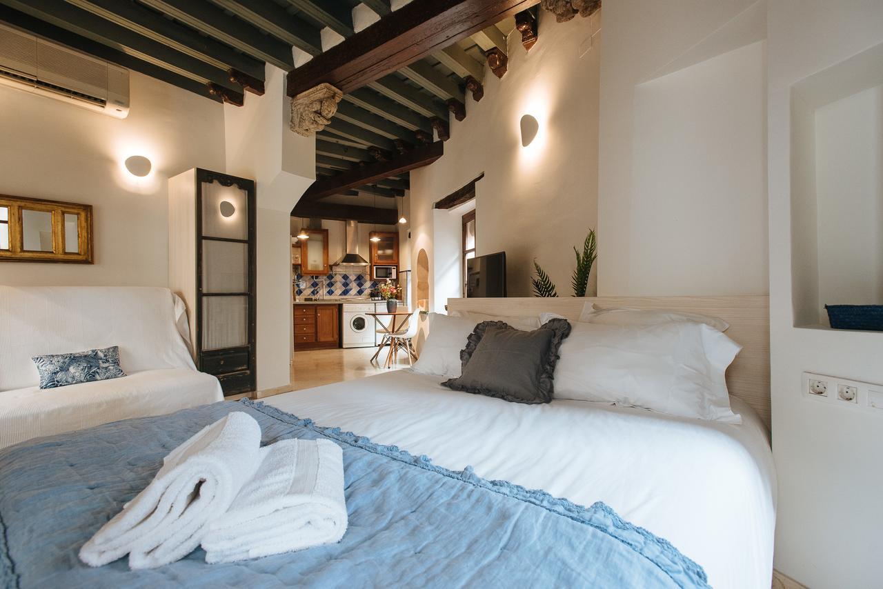 Boutike Apartments Seville Exterior photo